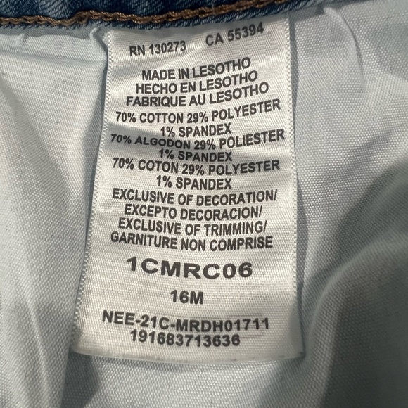 LEE women mid rise regular fit Capri blue jeans/size 16 - Picture 7 of 8